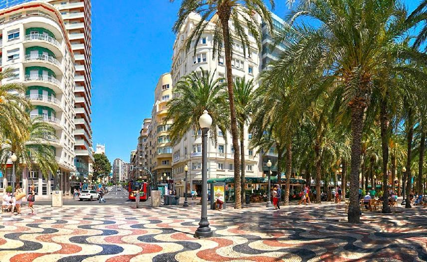 Charming Apartment In Alicante Near The Sea & City Center Екстериор снимка